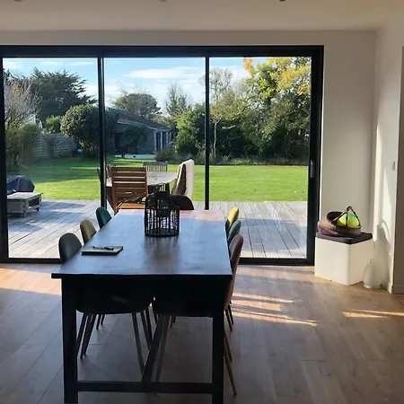 Somptueuse Propriété Familiale Piscine, à Pied La Turballe