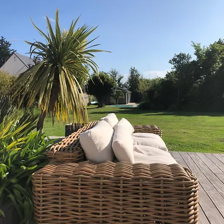 Somptueuse Propriété Familiale Piscine, à Pied *